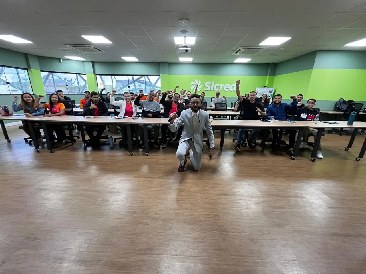 Treinamento presencial com participantes
